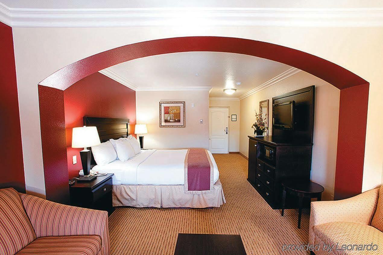 La Quinta By Wyndham Temecula Hotel Exterior photo